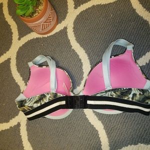 PINK Victoria's Secret Intimates & Sleepwear - PINK push-up 36D PINK Victoria's Secret Intimates & Sleepwear - PINK push-up 36D